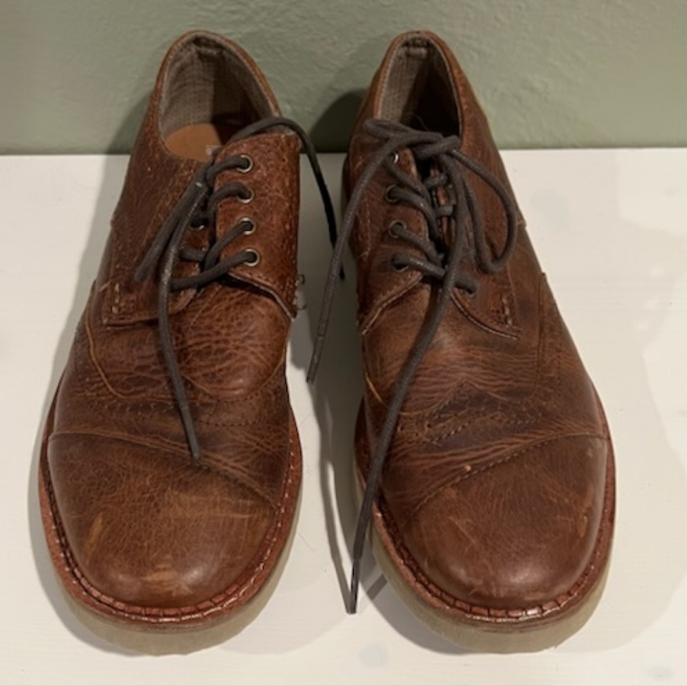 Tom's Brown Leather Brogue Shoe Men's Size 7.5